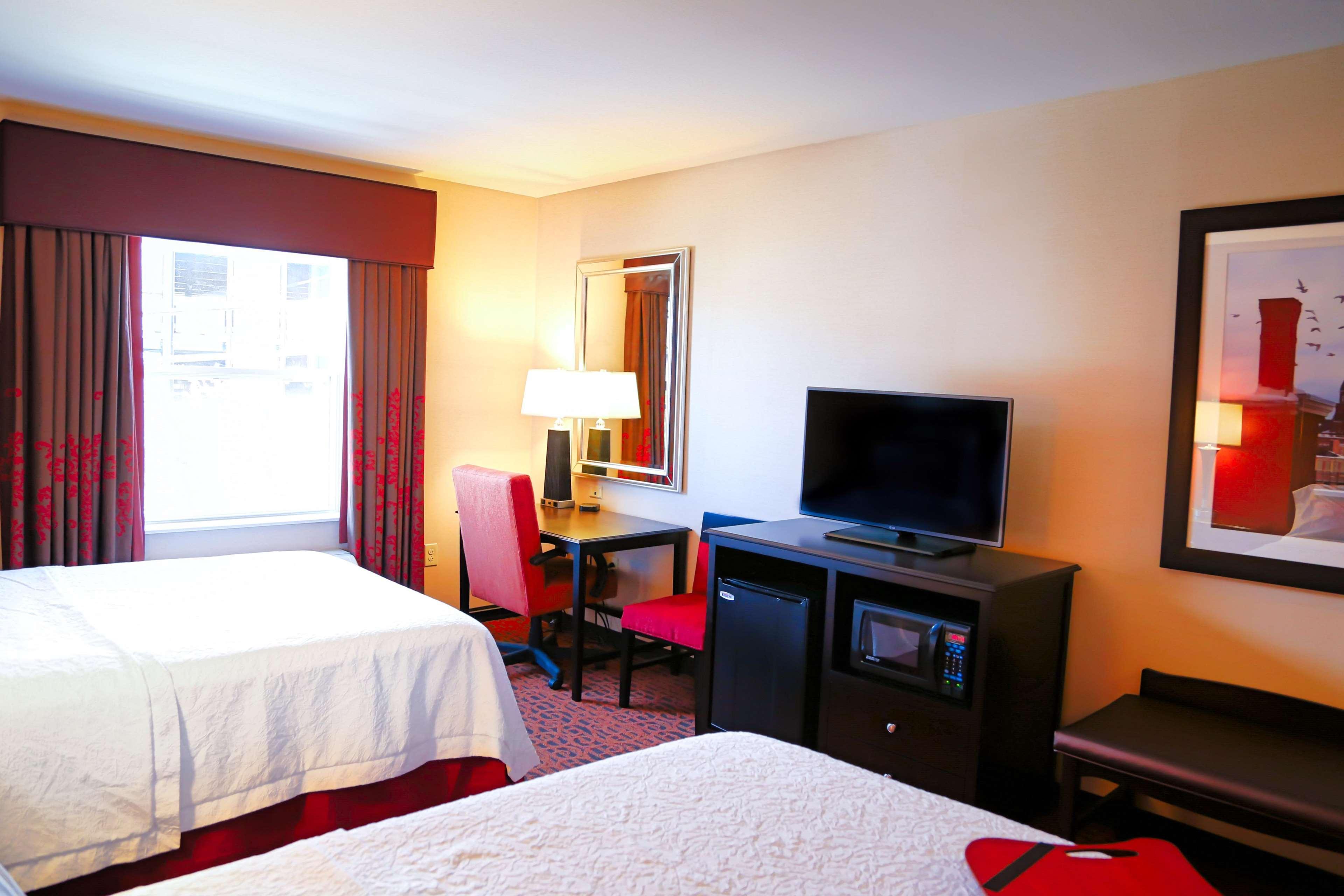 Hampton Inn Lewiston-Auburn Экстерьер фото