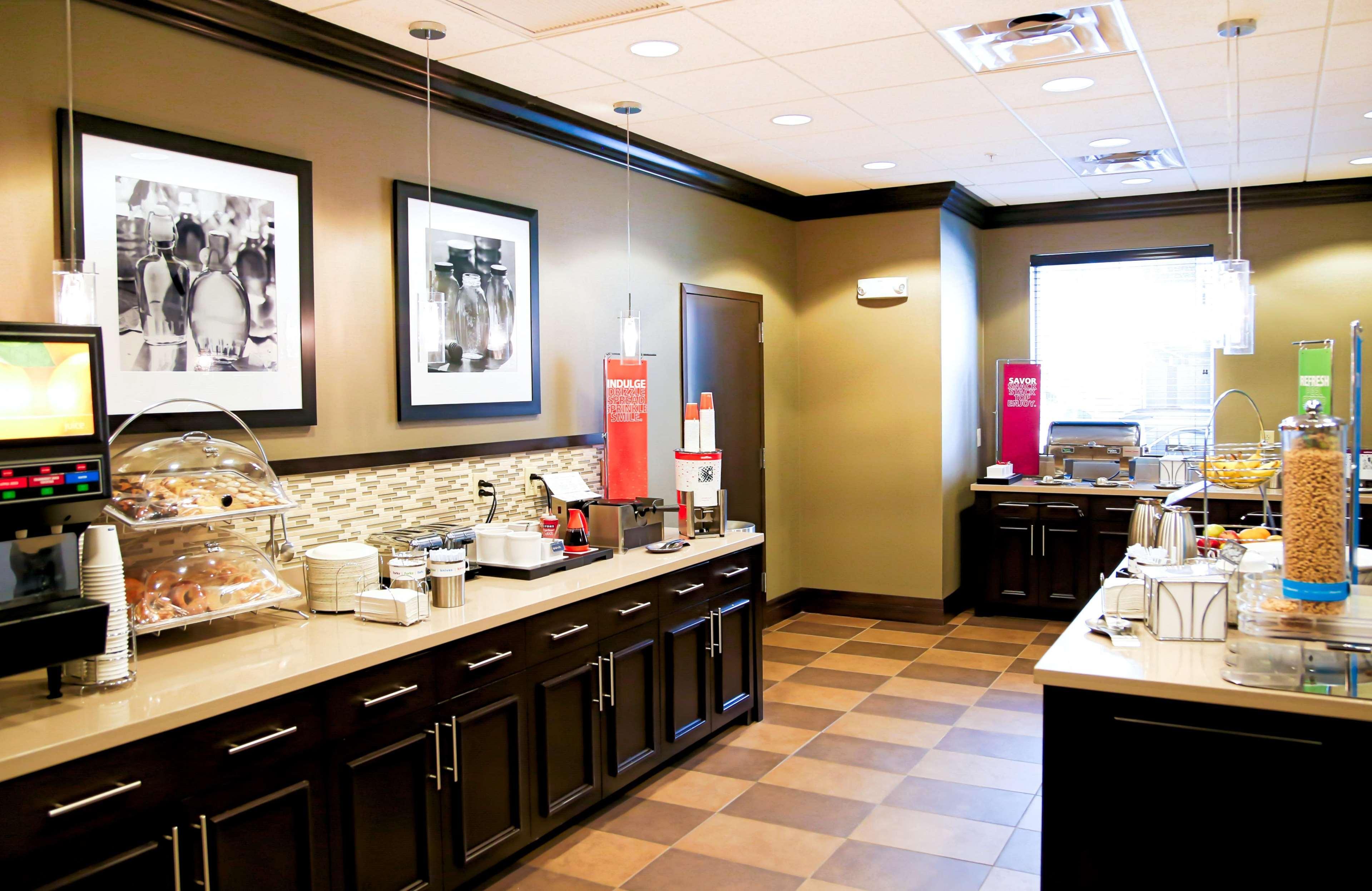 Hampton Inn Lewiston-Auburn Экстерьер фото
