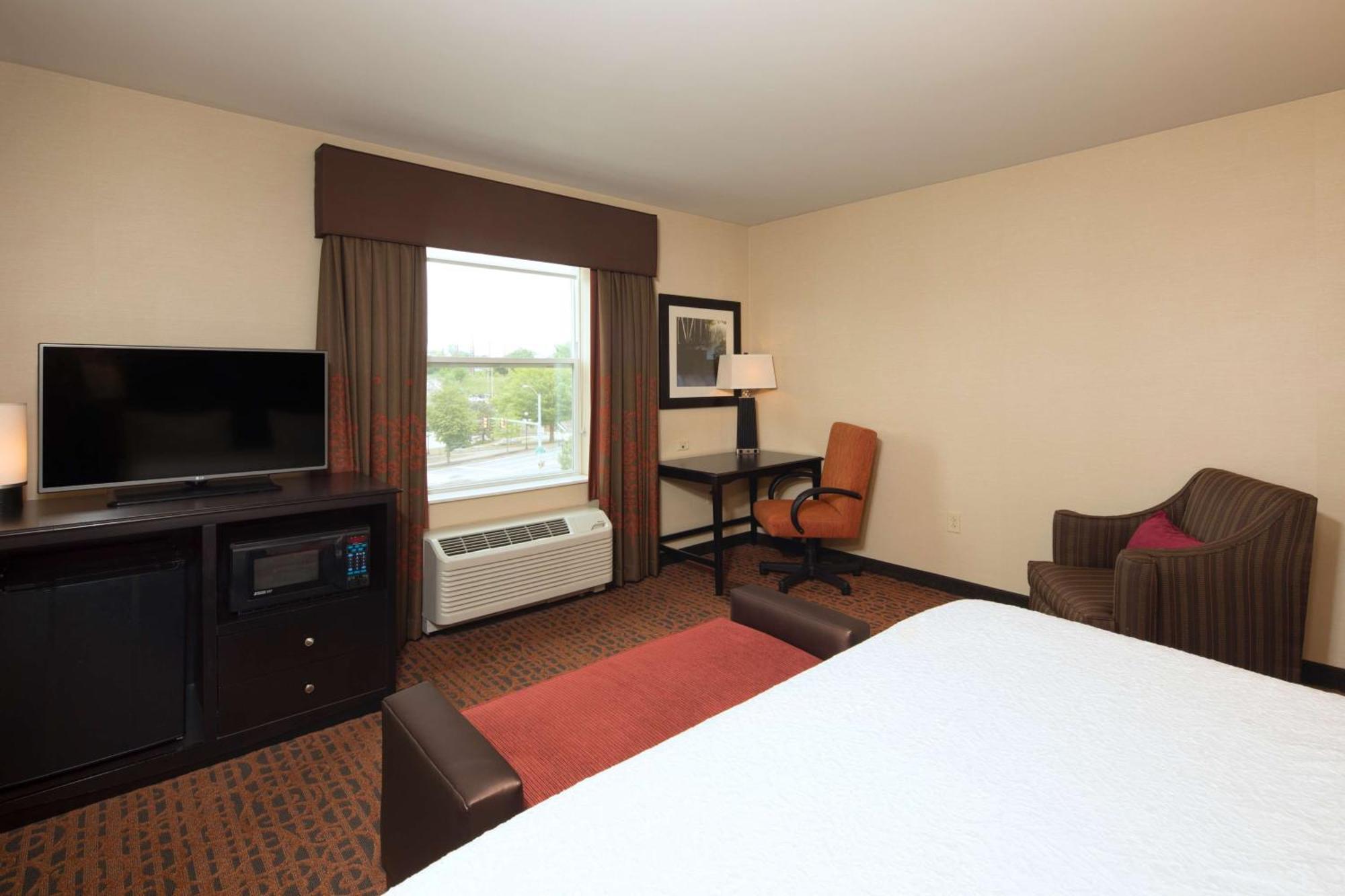 Hampton Inn Lewiston-Auburn Экстерьер фото