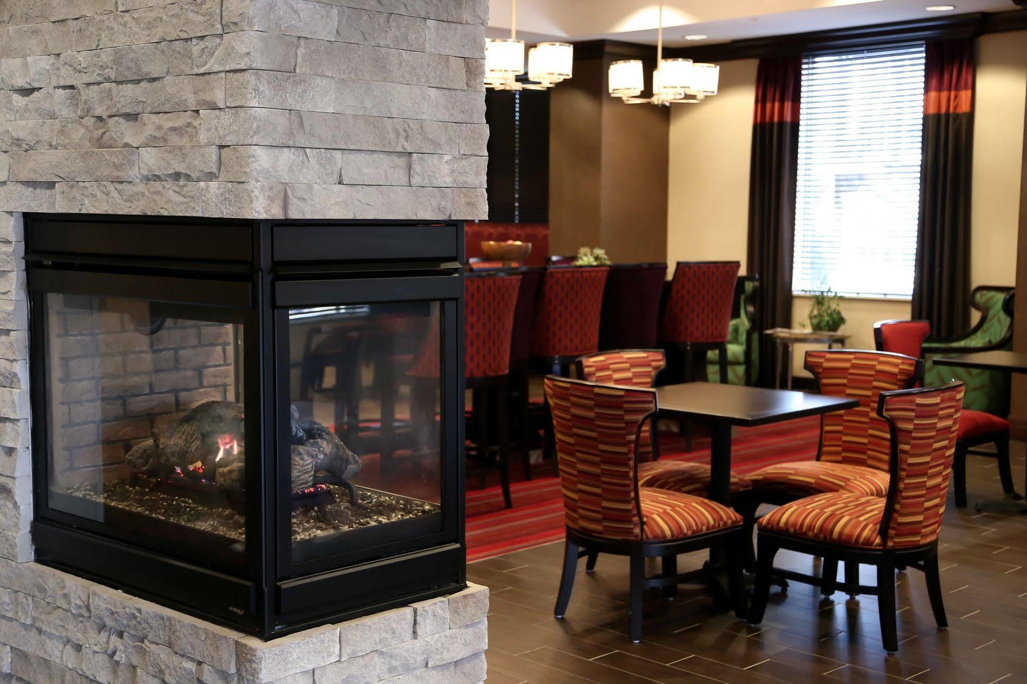 Hampton Inn Lewiston-Auburn Экстерьер фото
